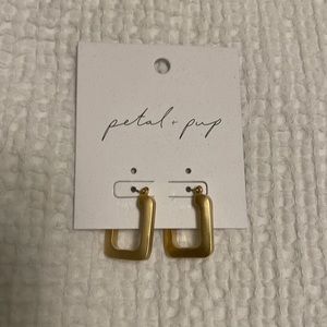 Petal and pup NEVER WORN earrings